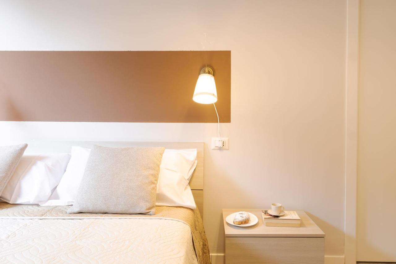 New! Milano - Flowers Home Cusano Milanino Buitenkant foto