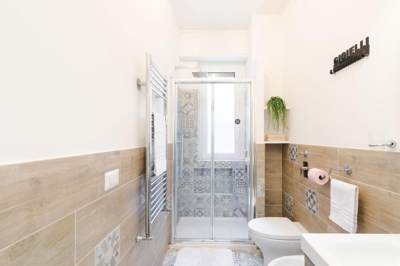 New! Milano - Flowers Home Cusano Milanino Buitenkant foto
