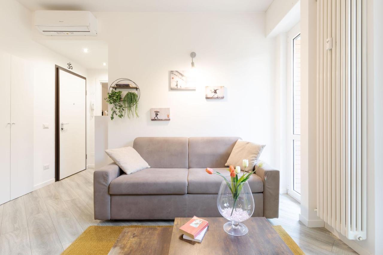 New! Milano - Flowers Home Cusano Milanino Buitenkant foto